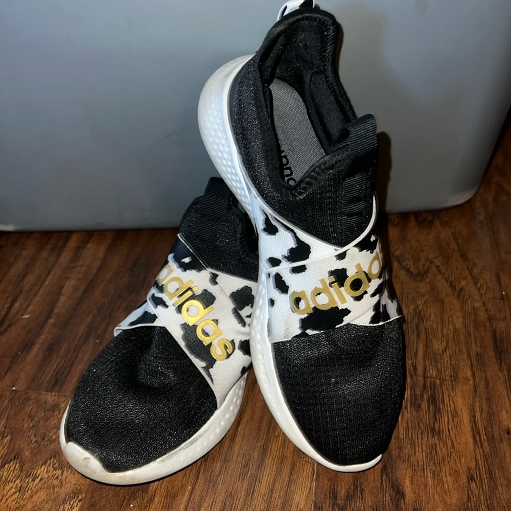 Adidas animal print tennis shoes